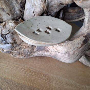 Piaskowa mydelniczka