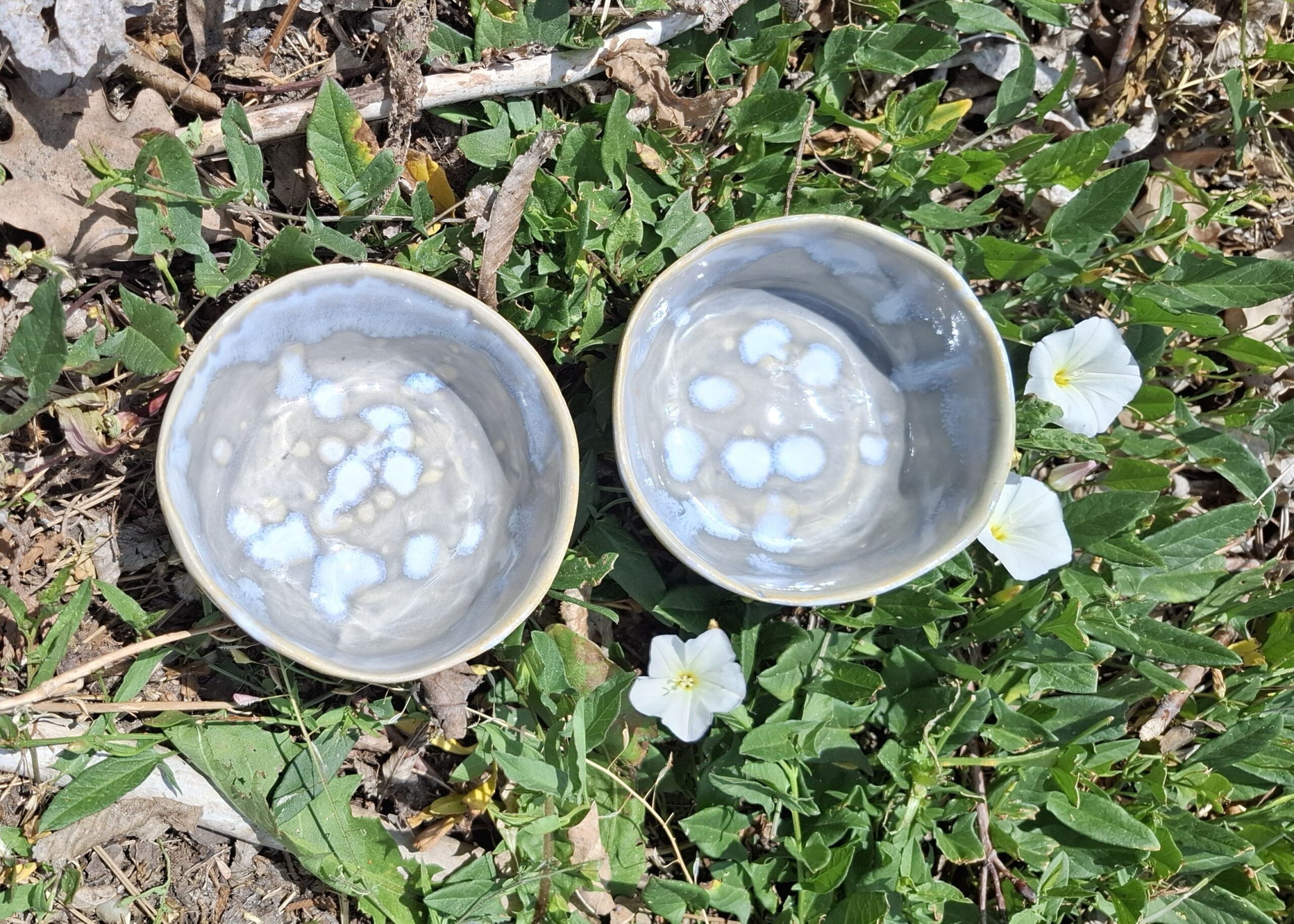 Zestaw miseczek szare w plamki - obrazek 2