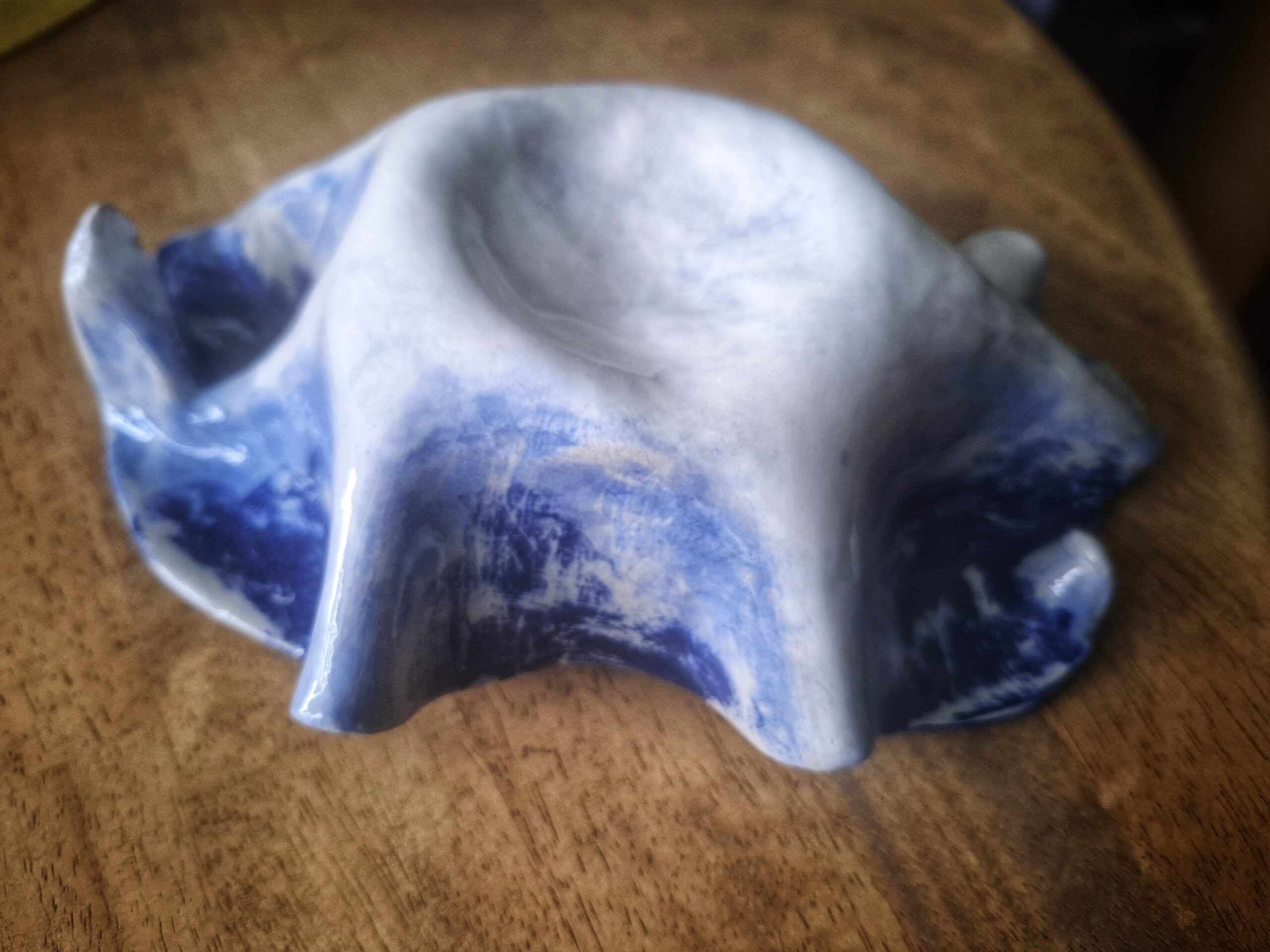 Niebieska fala - elegancka tacka na biżuterię - obrazek 4